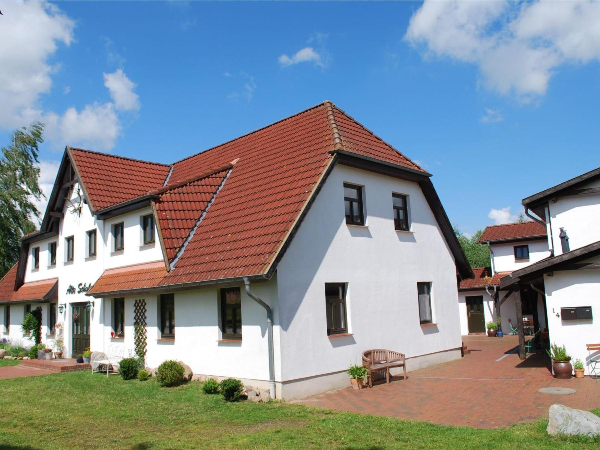Apartment Gaestehaus Alte Schule-10 By Interhome Dargun Exteriör bild
